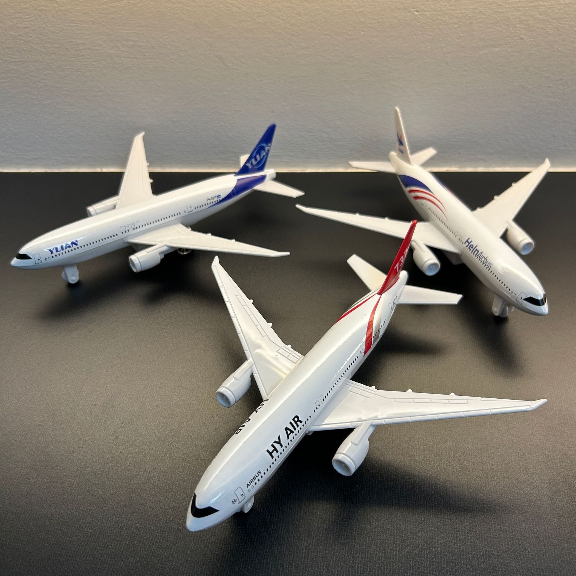 Miniatur-Flugzeugmodell Kinder – Kids Toys Supplier Bewertung und Preis